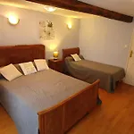 Holiday home Authentiques Avec Cheminee Et Animaux Bienvenus, 11 Pers. - Fr-1-496-273