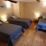 Authentiques Avec Cheminee Et Animaux Bienvenus, 11 Pers. - Fr-1-496-273 Holiday home Saint-Paul-de-Vezelin