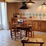 Authentiques Avec Cheminee Et Animaux Bienvenus, 11 Pers. - Fr-1-496-273 Holiday home