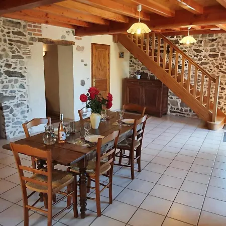 Holiday home Grande Avec Cheminee, Jardin Et Wifi - Fr-1-496-273